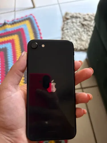 iPhone SE