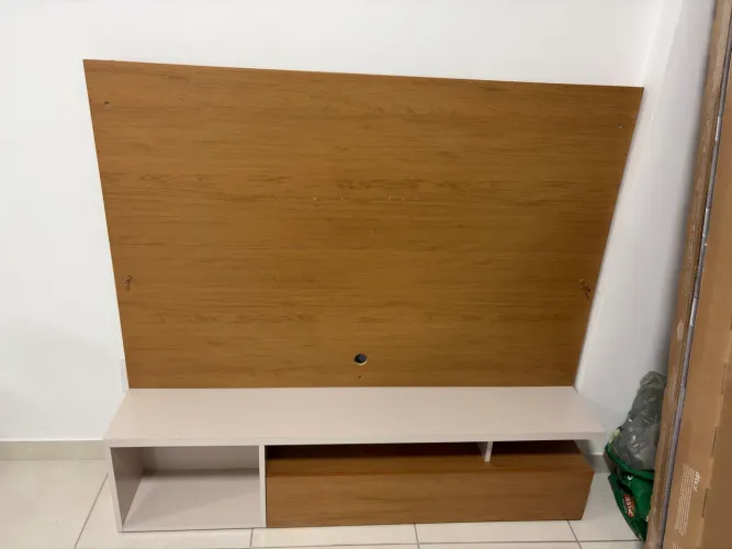 Painel Suspenso para TV