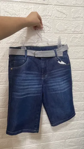 Bermuda jeans com cinto infantil e juvenil 