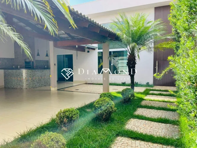 Casa à venda, 3 quartos, 1 suíte, 2 vagas, Bosque dos Buritis - Uberlândia/MG