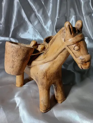 ESCULTURAL BURRINHO ESTATUETA DECORAÇÃO EM TERRACOTA ARTE POPULAR CENTRO MESA.