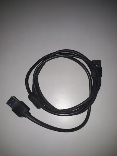 cabo USB macho x macho
