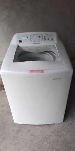 Vende-se máquina de lavar roupa Electrolux 12kg usada sem garantia 