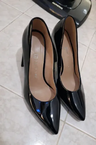 SAPATO SCARPIN PRETO SEMI NOVO