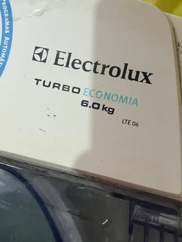 Máquina de lavar 6kg eletrolux - 350