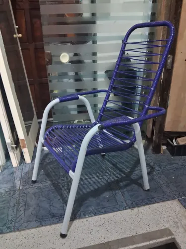 Cadeira jardim, tubinho de pvc não é balanço, excelente para área externa e quintal