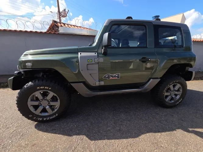 Troller T-4 4X4 3.2 20V TDI Cap. Rígida Diesel 2016