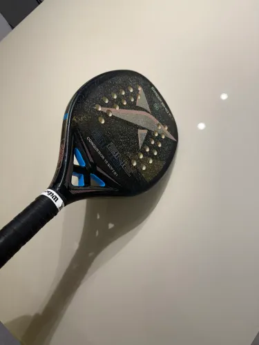 Raquete Beach Tennis Drop Shot Conqueror 10 Soft Bt 24k