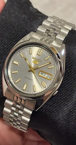 Seiko 5 Sports Automático SNXS75