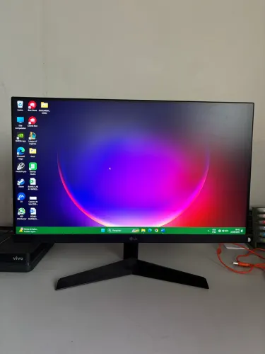 Tela LG Ultragear 144hz 24? IPS