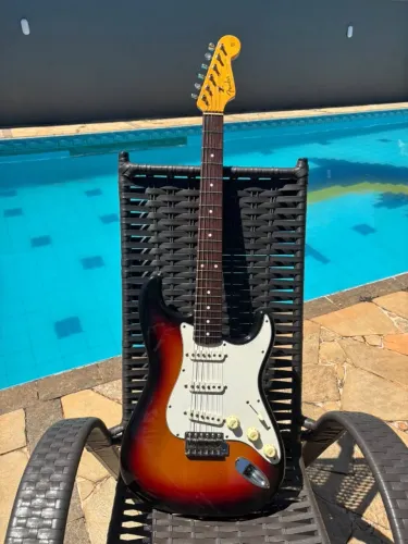 Guitarra Fender Japonesa Stratocaster ST62-58US CRAFTED IN JAPAN