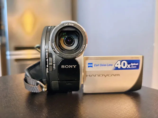 Filmadora Sony Handycam DCR-DVD108 (leia a descrição)