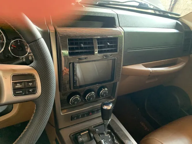 Jeep Cherokee Limited 3.7 4X4 V6 12V Aut. 2012