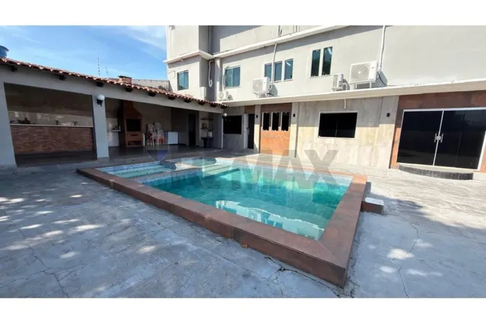 Vende-se Prédio comercial Bairro Crespo