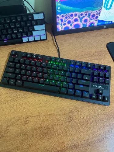 Teclado mecânico 75%
