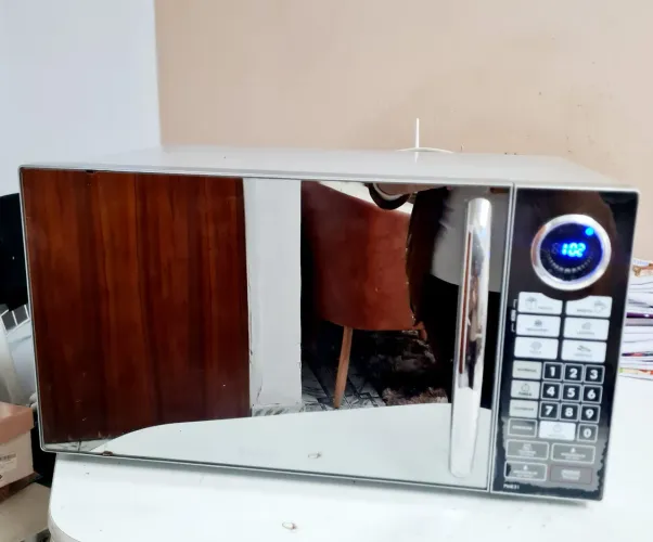 Microondas Espelhado 31litros philco 127v valor 280.00 pix/parcelo 