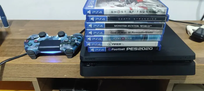 Vendo PS4 Slim 500Tb