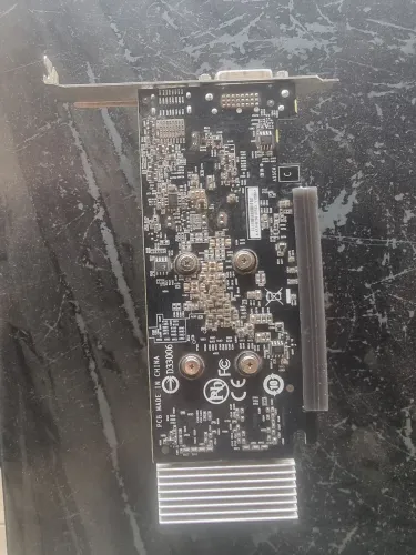 Placa de Vídeo Gigabyte GeForce GT 1030 Silent Low Profile 2GB 64Bit GDDR5