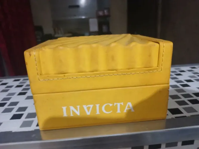 Relógio invicta 