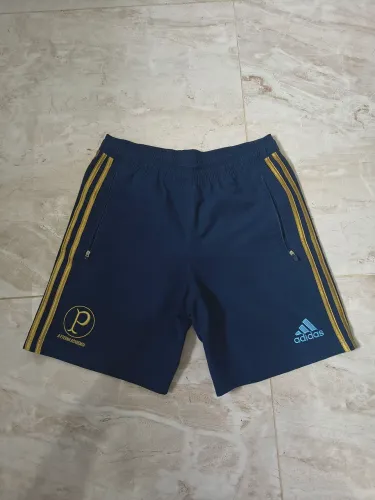 Bermuda Palmeiras Eterna academia