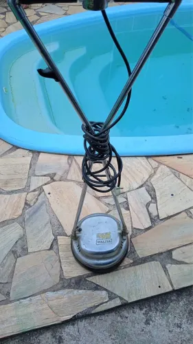 Enceradeira Elétrica Walita funcionando