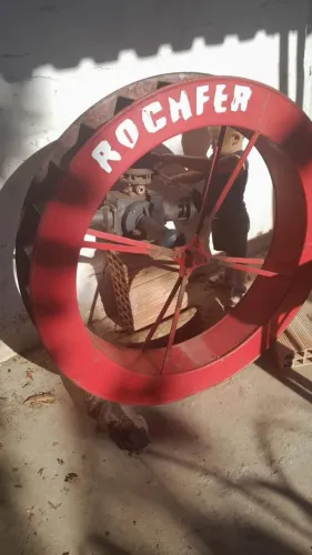 Vendo Roda d'água completa