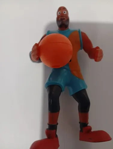 Boneco LeBron James