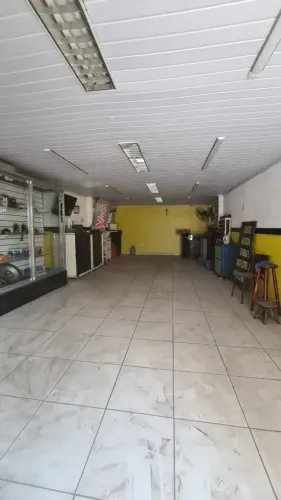 LOJA PARA ARRENDAMENTO EM QUEIMADOS - R$1.800,00