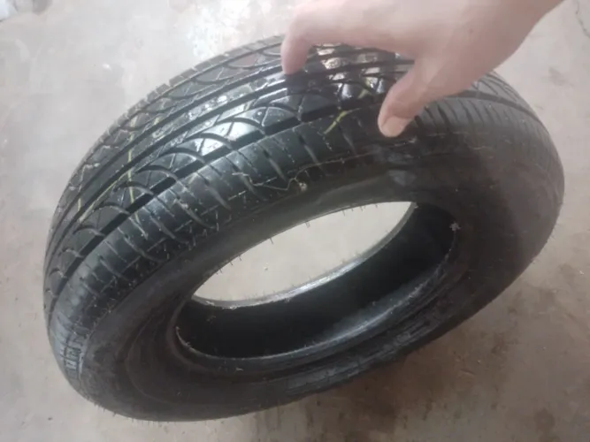 Pneu aro 14