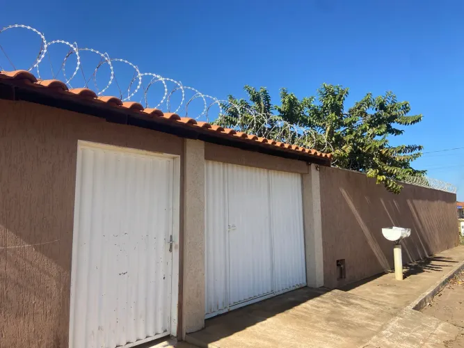 CASARÃO ARINOS - PRONTO PARA MORAR