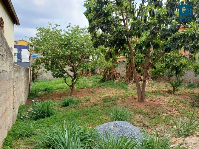 Lote Plano Todo Murado 360m² Bairro Canaã
