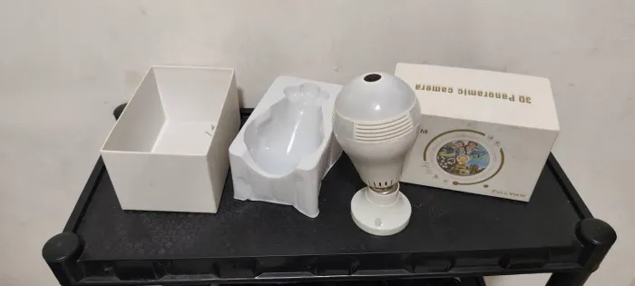 LÂMPADA COM CÂMERA 