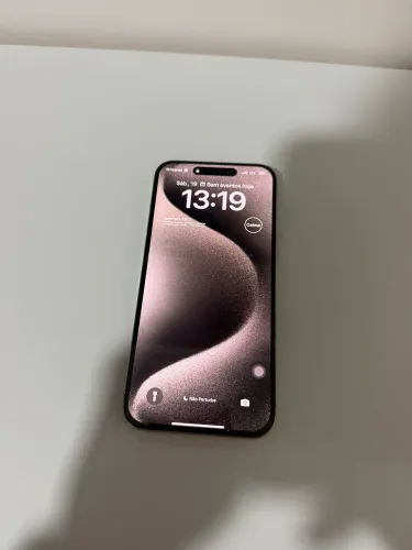 iPhone 15 Pro Max - IMPECÁVEL