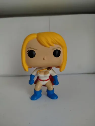 Pop Funko Power Girl #94 DC Super Heroes Poderosa