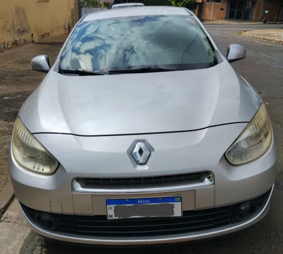 Renault Fluence Sed. Dynamique 2.0 16V Flex Mec. 2013