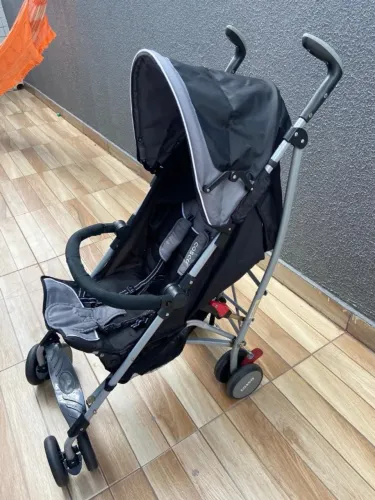 Carrinho bebê COSCO