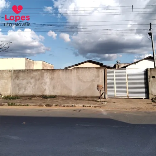 Casa com 4 quartos à venda em Jóquei clube - RR