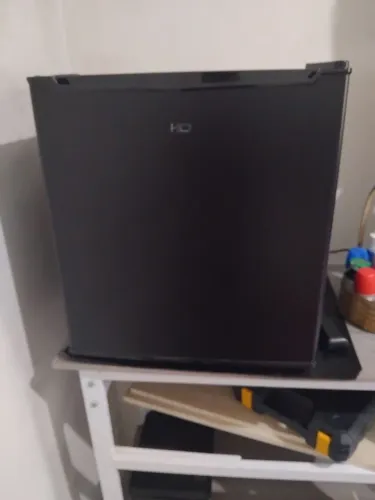 Vende-se frigobar novo 47 litros vantagem 127
