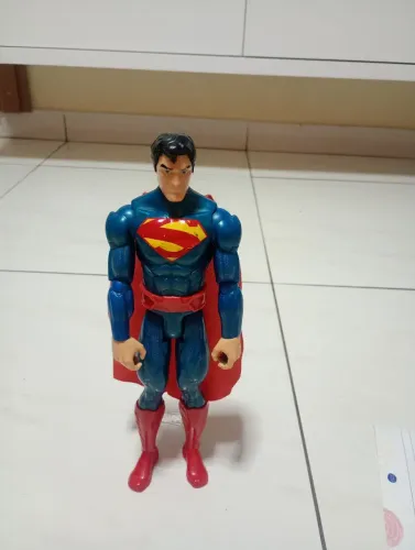 Boneco super homem articulado 30cm