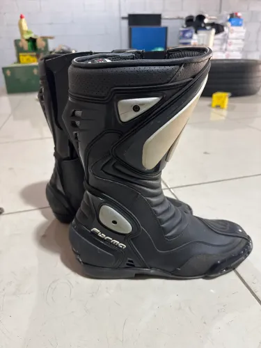 Bota Forma racing premium p/ moto