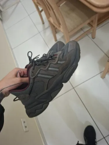 Tenis adidas ozewego