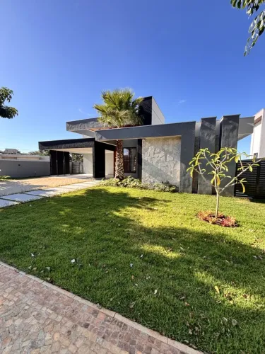 Condomínio Fechado Vitória Golf Residence