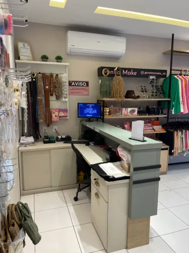 Passo loja de roupa 