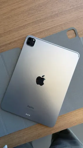 iPad Pro 11 (M1) & Apple Pencil 2