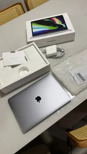 Macbook Pro M2 com touchbar 512 SSD novissimo