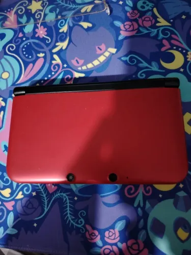 Estou vendendo meu Nintendo 3DS XL vermelho, funcionando perfeitamente