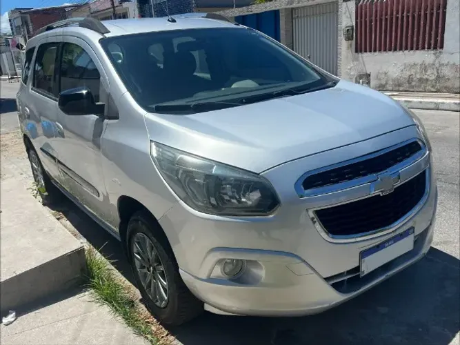 Chevrolet Spin Advantage 1.8 8V Econo.flex 5P Aut. 2015
