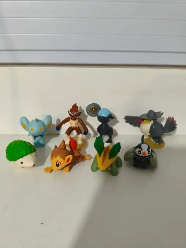 Lote 8 miniaturas Pokémon 4ª Geração (4A)