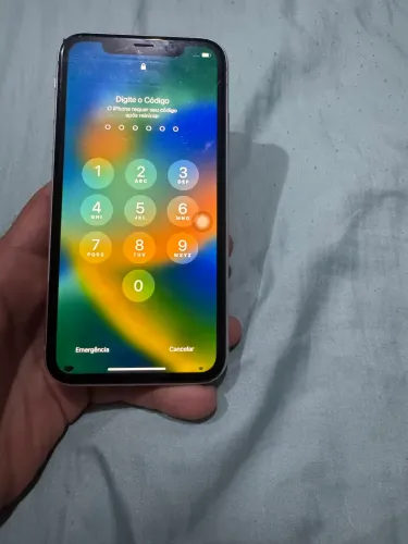 iPhone XR 64g pegando tudo!