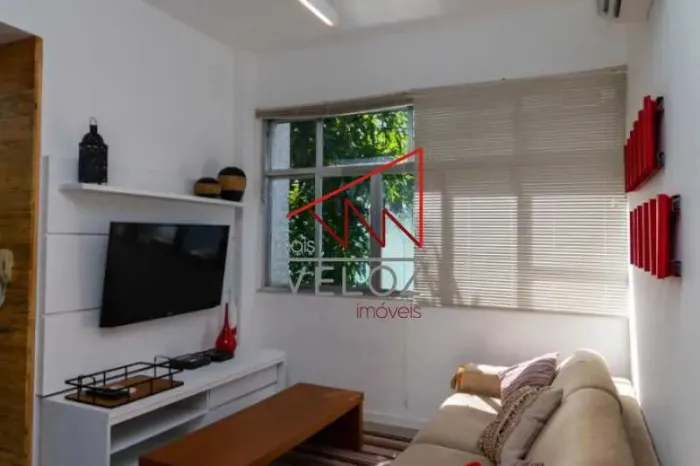 Apartamento : / Residencial / Leblon